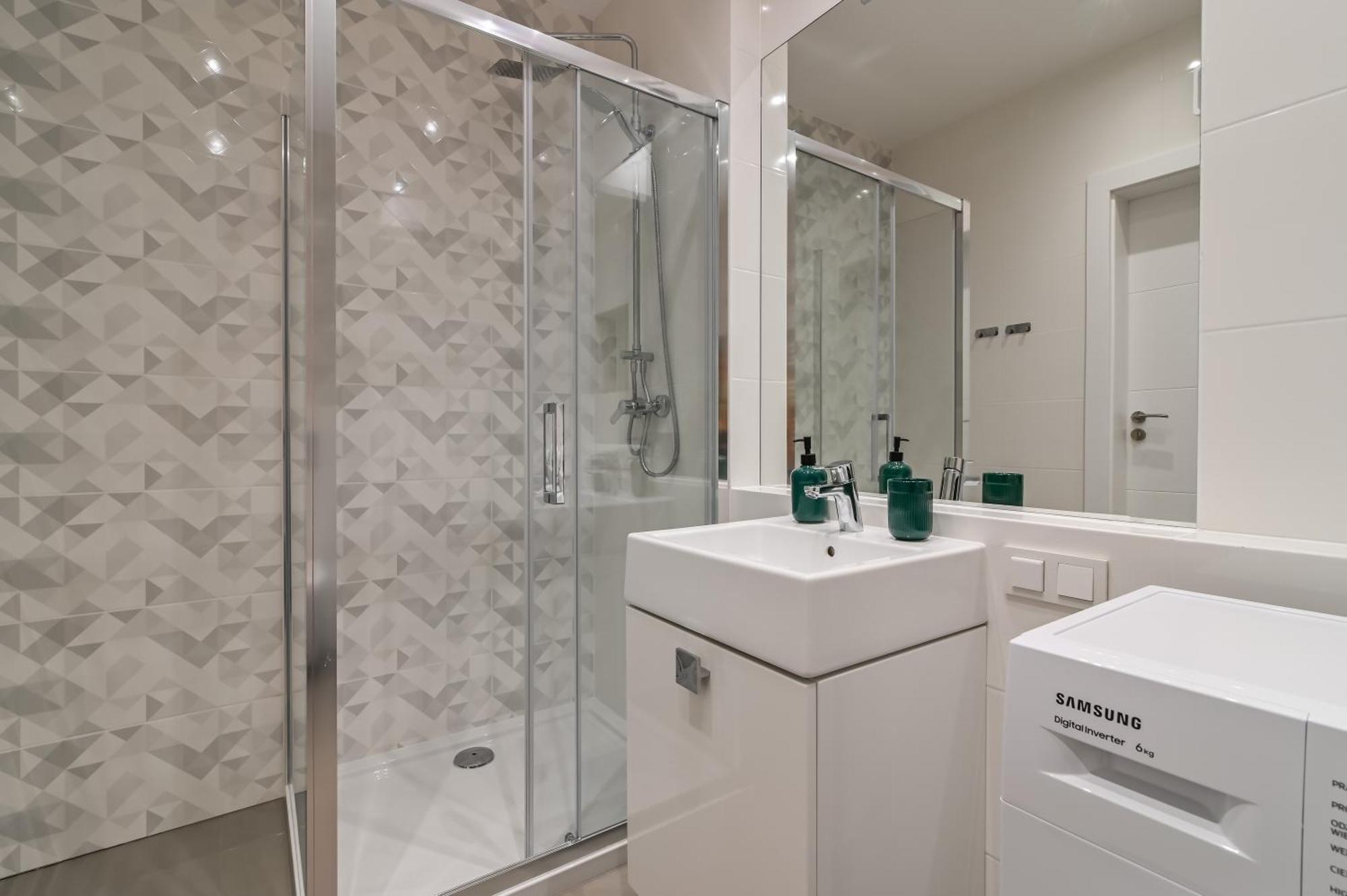 Ltc - Apartments Modern Tower Гдиня Екстериор снимка